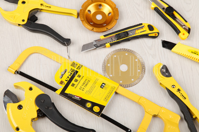 五金工具淘寶天貓電商靜景拍攝全攻略 質(zhì)感呈現(xiàn)與銷量的視覺密碼